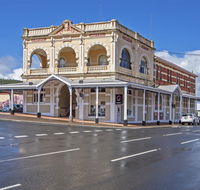 The Empire Hotel - Accommodation Cairns