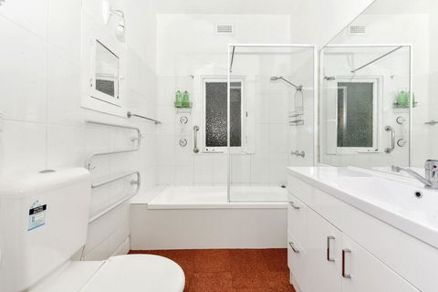 Cimitiere By The Park - Accommodation Cairns 7