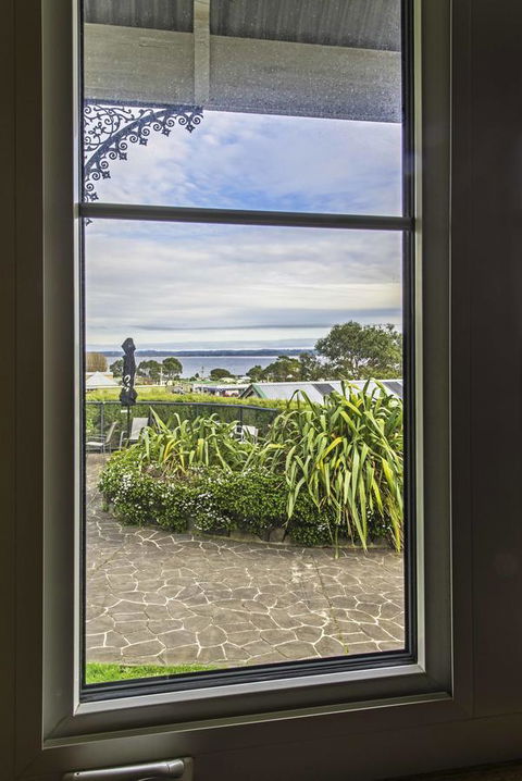 Touchwood Cottages - Accommodation Cairns 42