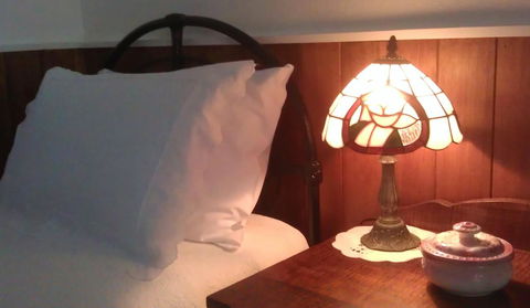 Touchwood Cottages - Accommodation Cairns 26