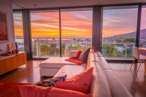 Avalon City Retreat - Accommodation Cairns 19