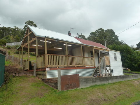 Riders Hut - Derby - Accommodation Cairns 1