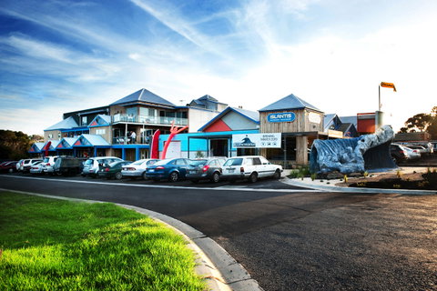 The Island Accommodation - Accommodation Cairns 25