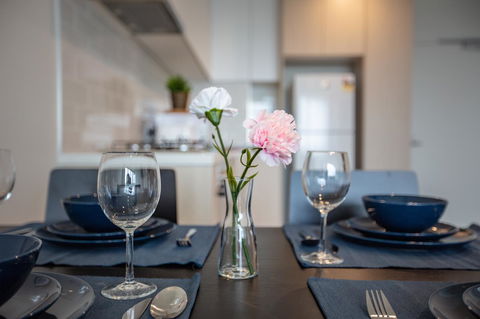 Brand New One/Two - Bed Room Apartment @ Maribyrnong - Accommodation Cairns 1