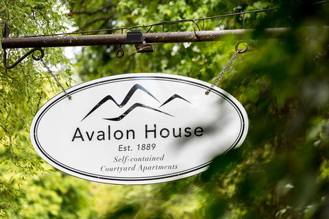 Avalon House - Accommodation Cairns 3