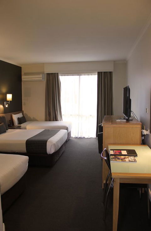 Swan Hill Resort - Accommodation Cairns 18