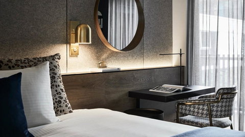 Zagame\'s House - Accommodation Cairns 16