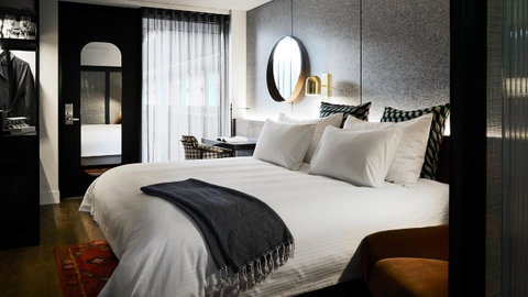 Zagame\'s House - Accommodation Cairns 0
