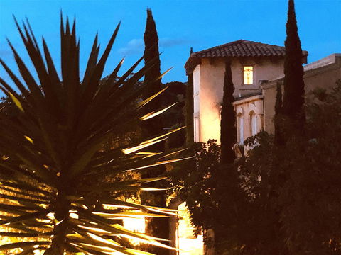 Villa Mallorca - Accommodation Cairns 2