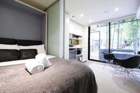 Mono Apartments On Franklin Street - Accommodation Cairns 25