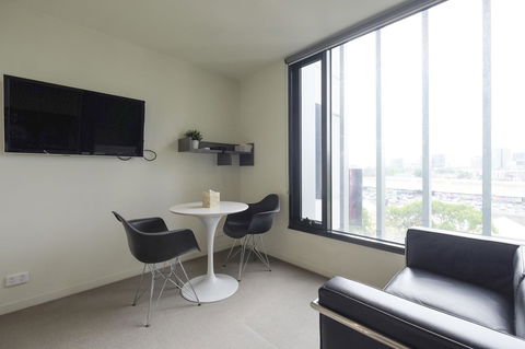 Mono Apartments On Franklin Street - Accommodation Cairns 6