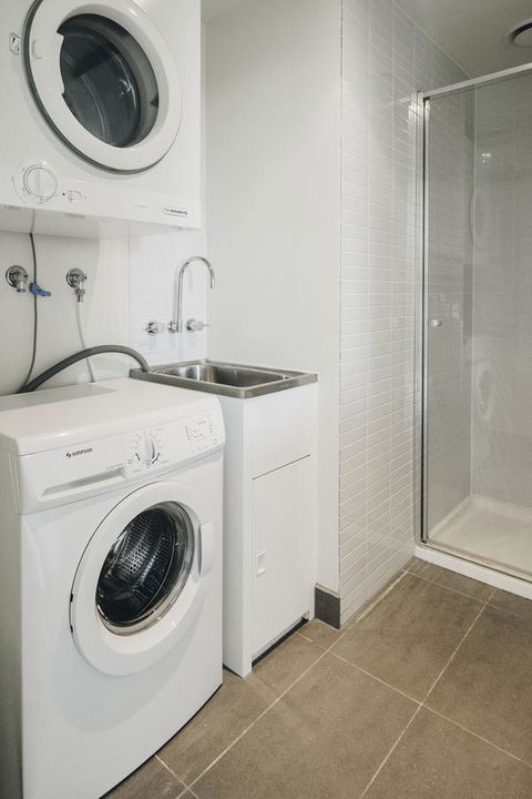Mono Apartments On Franklin Street - Accommodation Cairns 20