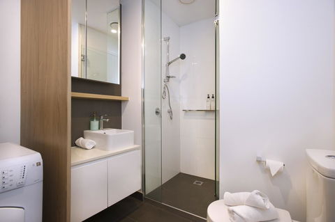 Mono Apartments On La Trobe Street - Accommodation Cairns 10