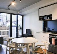 Mono Apartments on La Trobe Street - Accommodation Cairns