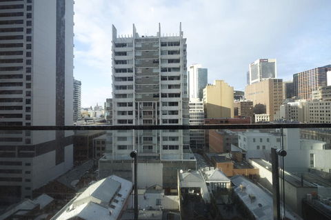 Mono Apartments On La Trobe Street - Accommodation Cairns 17