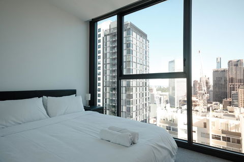 Mono Apartments On La Trobe Street - Accommodation Cairns 3