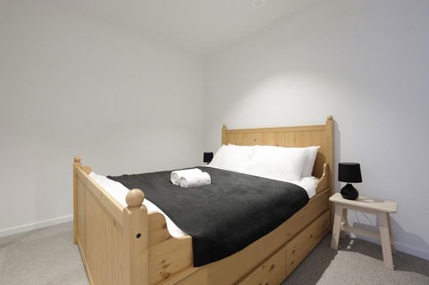 Mono Apartments On La Trobe Street - Accommodation Cairns 23