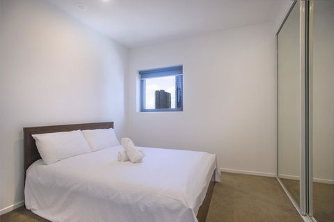 Mono Apartments On La Trobe Street - Accommodation Cairns 8