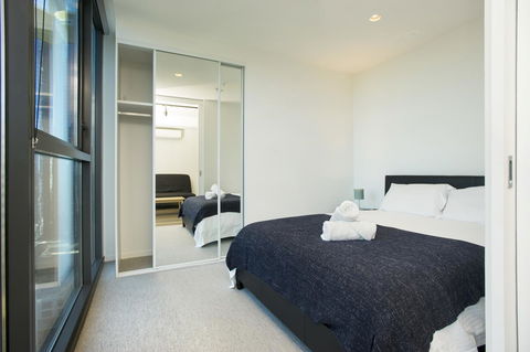 Mono Apartments On La Trobe Street - Accommodation Cairns 14