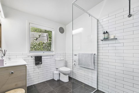 Bilinga Cottages - Accommodation Cairns 7