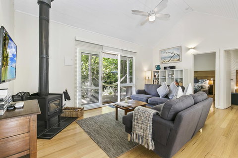 Bilinga Cottages - Accommodation Cairns 5