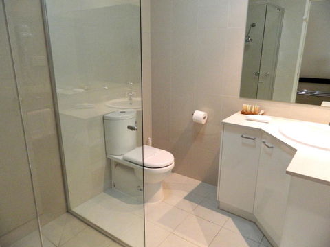 Ciloms Airport Lodge - Accommodation Cairns 32