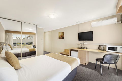 Ciloms Airport Lodge - Accommodation Cairns 28