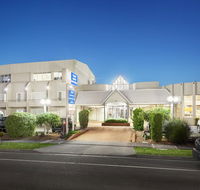 Ciloms Airport Lodge - Accommodation Cairns