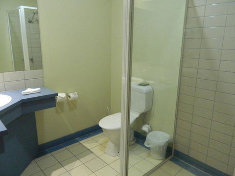 Ciloms Airport Lodge - Accommodation Cairns 41