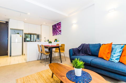 Stay Like Home - Accommodation Cairns 24
