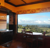 A Cottage with a View at Tudor Ridge - Accommodation Cairns
