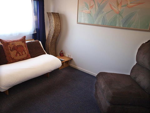 Mornington Motel - Accommodation Cairns 39