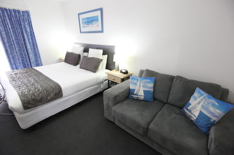 Mornington Motel - Accommodation Cairns 2