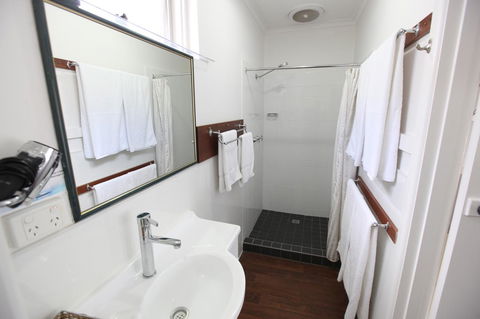 Mornington Motel - Accommodation Cairns 6