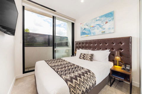 Whitehorse Apartments Hotel - Accommodation Cairns 2