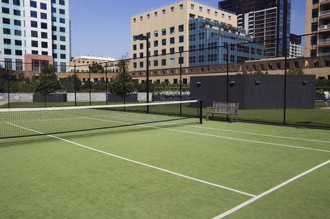 Amazing Accommodations: Vogue - Accommodation Cairns 43