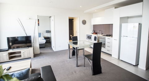 Southern Cross Serviced Apartments - Accommodation Cairns 25