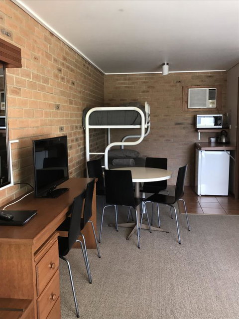 Quays Motel San Remo - Accommodation Cairns 3