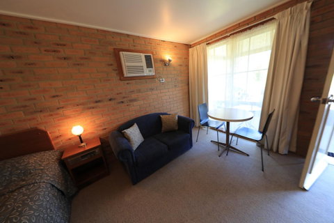 Quays Motel San Remo - Accommodation Cairns 2