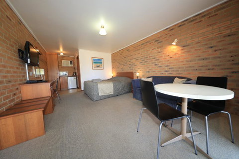 Quays Motel San Remo - Accommodation Cairns 16