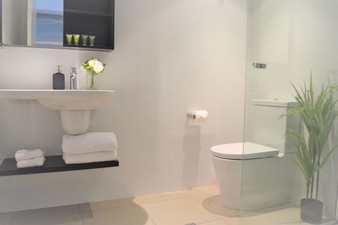 Executive Stay Little Collins Street - Accommodation Cairns 15