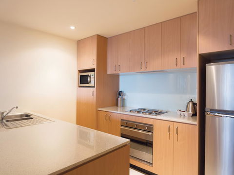 Oaks Melbourne On Lonsdale Suites - Accommodation Cairns 5