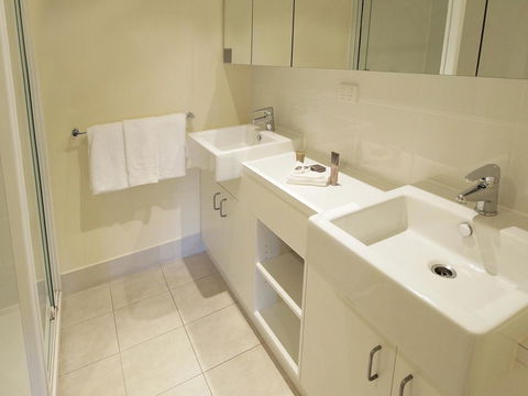 Oaks Melbourne On Lonsdale Suites - Accommodation Cairns 4