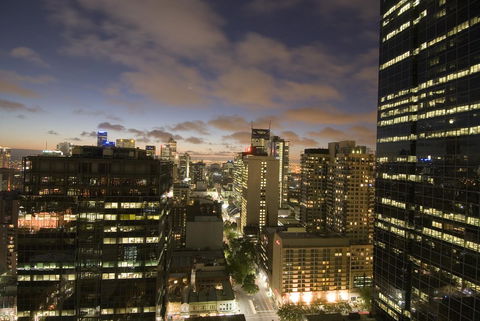 Oaks Melbourne On Lonsdale Suites - Accommodation Cairns 13