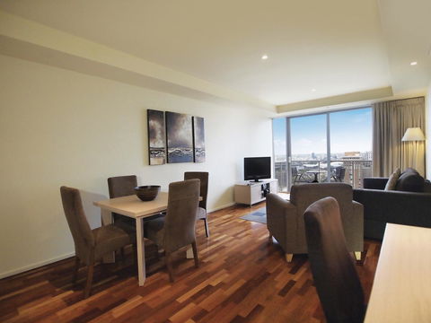 Oaks Melbourne On Lonsdale Suites - Accommodation Cairns 2