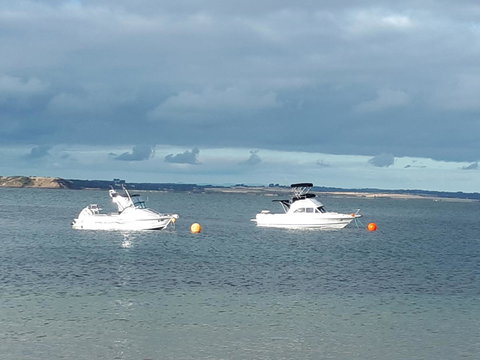 Apartments In Phillip Island Towers - Block C - Accommodation Cairns 11