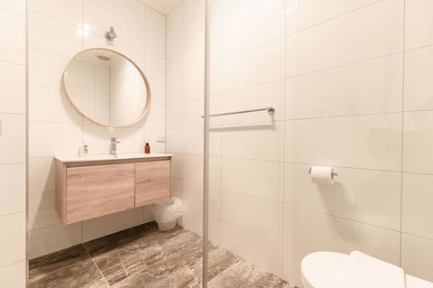 Unique 3 Bedroom Central CBD Townhouse - Accommodation Cairns 9