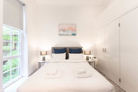 Unique 3 Bedroom Central CBD Townhouse - Accommodation Cairns 8