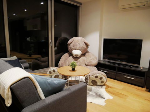 UrbanSuite The Wild Rosa Inn - Accommodation Cairns 16