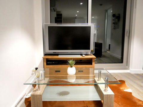 UrbanSuite The Wild Rosa Inn - Accommodation Cairns 27